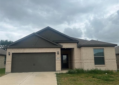 1712 Sandalwood Way - Photo 1