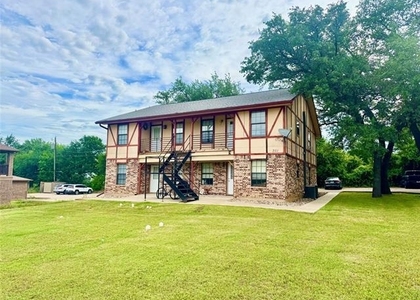 301 Shady Grove Drive - Photo 1