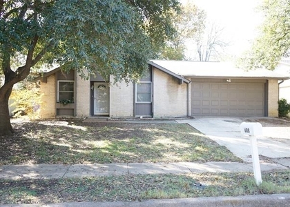 608 Hillcrest Street - Photo 1
