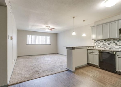 3870 Tulsa Way - Photo 1