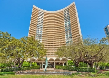 6211 W Northwest Highway - Photo 1