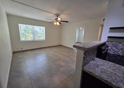 720 Ne 2nd Street - Photo 1