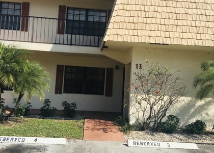 4243 Oak Terrace Drive - Photo 1