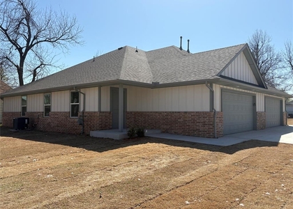 819 S Wilson Avenue - Photo 1