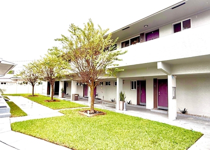 720 Ne 7th Street - Photo 1