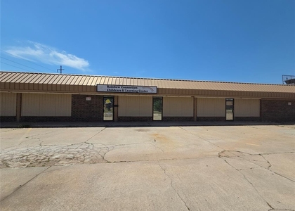 8421 Ne 10th Street - Photo 1