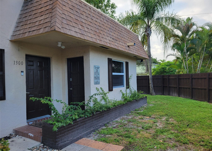 1300 Nw 4th Avenue - Photo 1