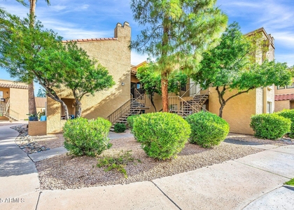 8787 E Mountain View Road - Photo 1