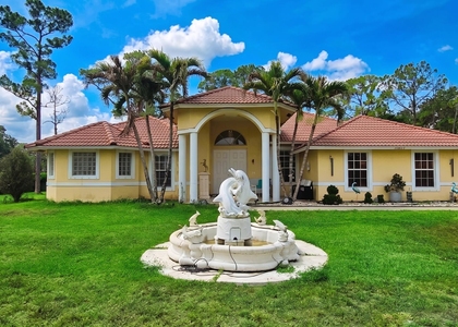 15056 Temple Boulevard - Photo 1