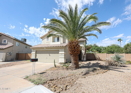 3902 E Rosemonte Drive - Photo 1