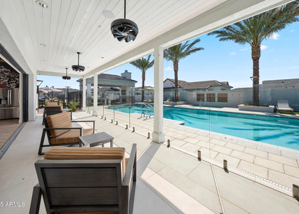 15601 W Cactus Road - Photo 1