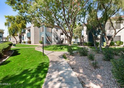 13625 S 48th Street - Photo 1
