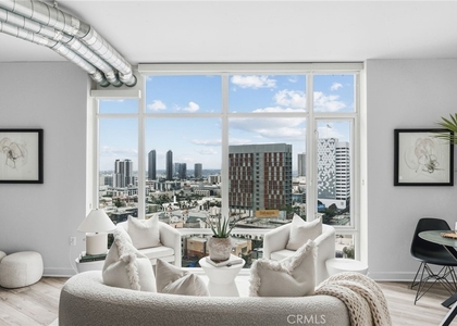 1080 Park Blvd - Photo 1