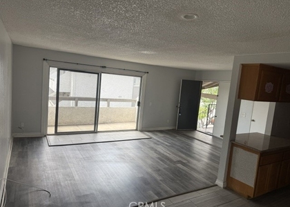 16970 Marygold - Photo 1