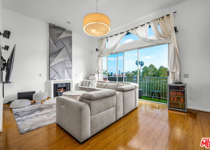 1481 S Shenandoah Street - Photo 1