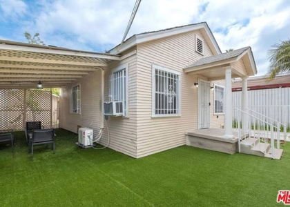 1165 W 38th Street - Photo 1