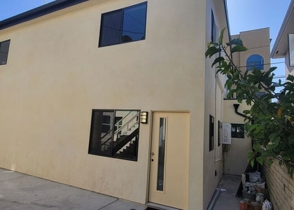 1427 S Shenandoah Street - Photo 1
