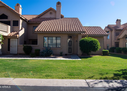 1001 N Pasadena Street - Photo 1