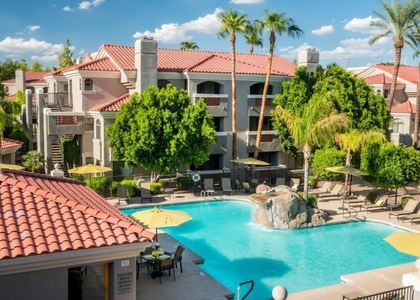 4215 N Drinkwater Boulevard - Photo 1