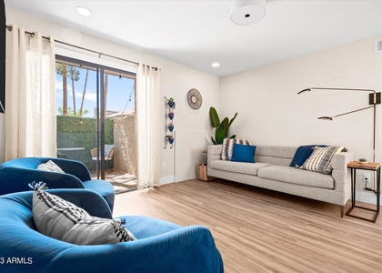 533 W Guadalupe Road - Photo 1