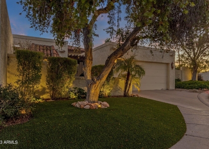 4611 E Desert Drive - Photo 1