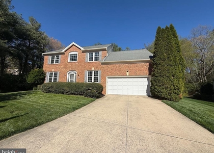 10004 Manor Place - Photo 1