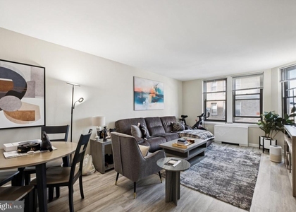 135 S 19th Street - Photo 1