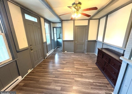 350 N 7th Street - Photo 1