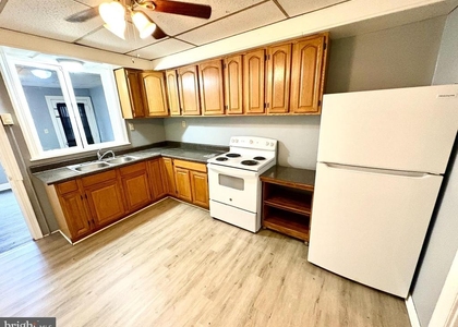 540 Walnut Street - Photo 1