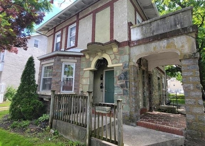 332 W Washington Street - Photo 1