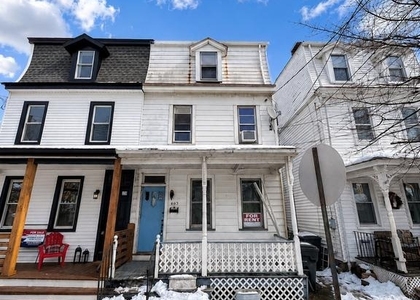 403 Wood Street - Photo 1
