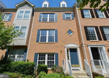 5915 Trumpet Sound Court - Photo 1