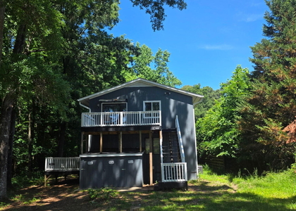 902 W Chatham Street - Photo 1
