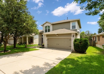 2704 Greenlee Dr - Photo 1