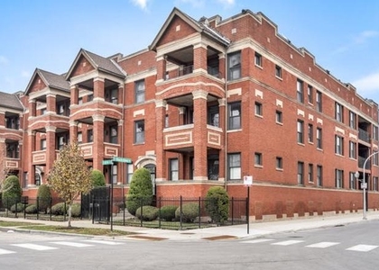6511 S Blackstone Avenue - Photo 1