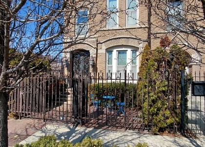 1420 W Fulton Street - Photo 1
