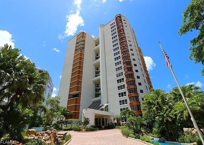 4251 Gulf Shore Boulevard N - Photo 1