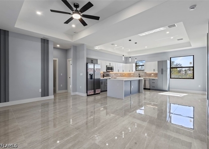 3815 9th Street Sw - Photo 1