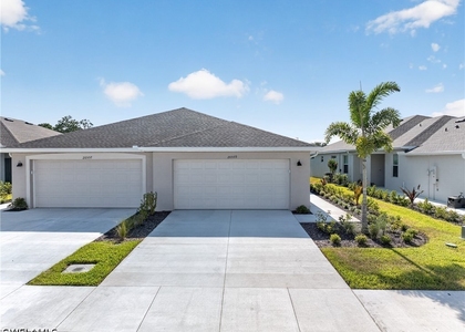 20559 Hazelnut Court S - Photo 1