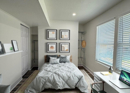 705 W Stanford - Photo 1
