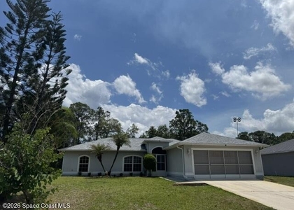 710 Avalon Street Se - Photo 1