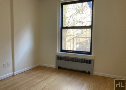 East 82 Street - Photo 1