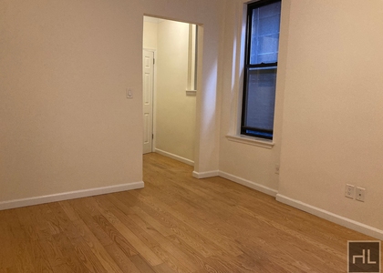 East 82 Street - Photo 1