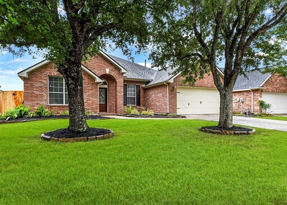 28259 Daystrom Lane - Photo 1