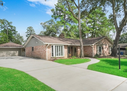 28914 Pine Hill Drive - Photo 1