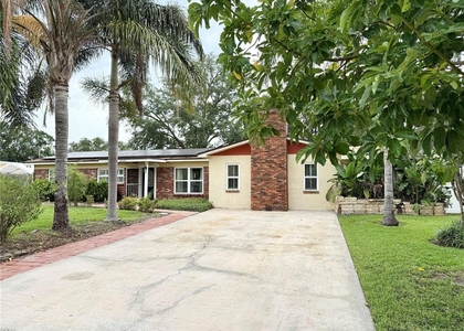 2523 Krueger Ln - Photo 1