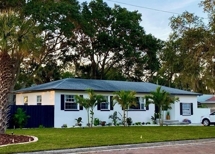 1600 Pasadena Dr - Photo 1
