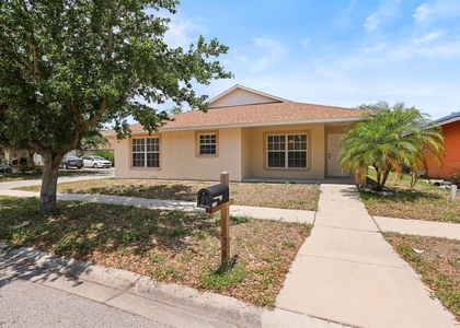 2106 Pleasant View Avenue - Photo 1