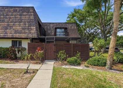 15338 E Pond Woods Drive - Photo 1