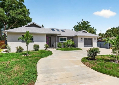 4420 Porpoise Drive Se - Photo 1